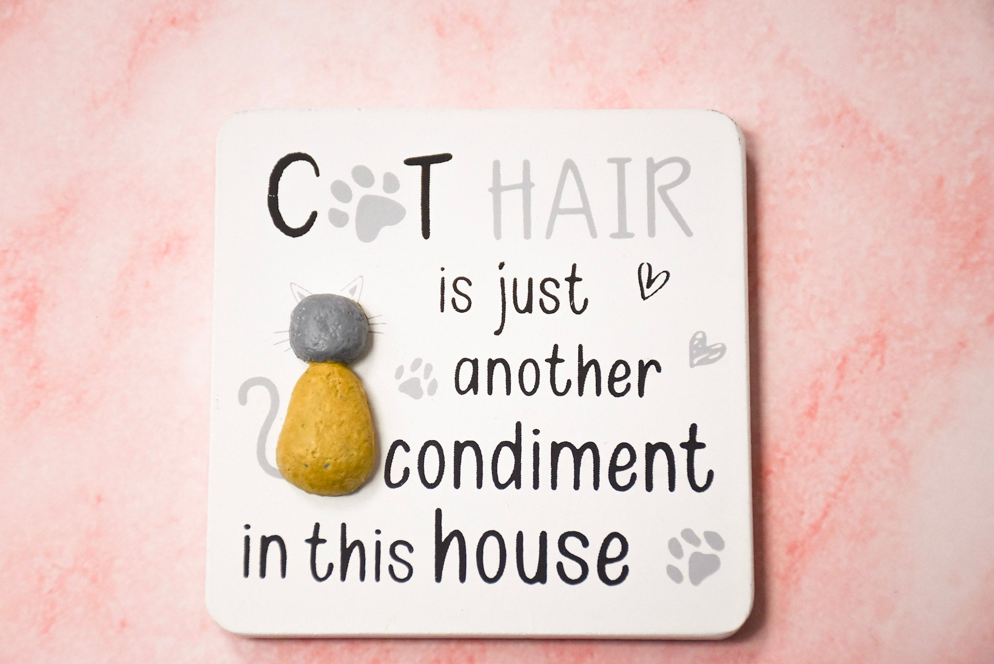 Wooden Pebble Magnet Cat Hair