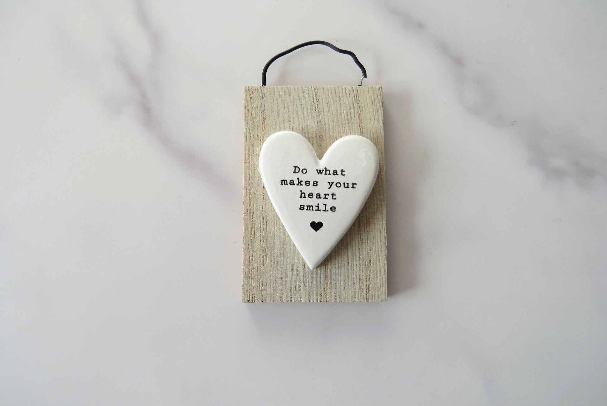do what make your heart smile hanging heart plaque