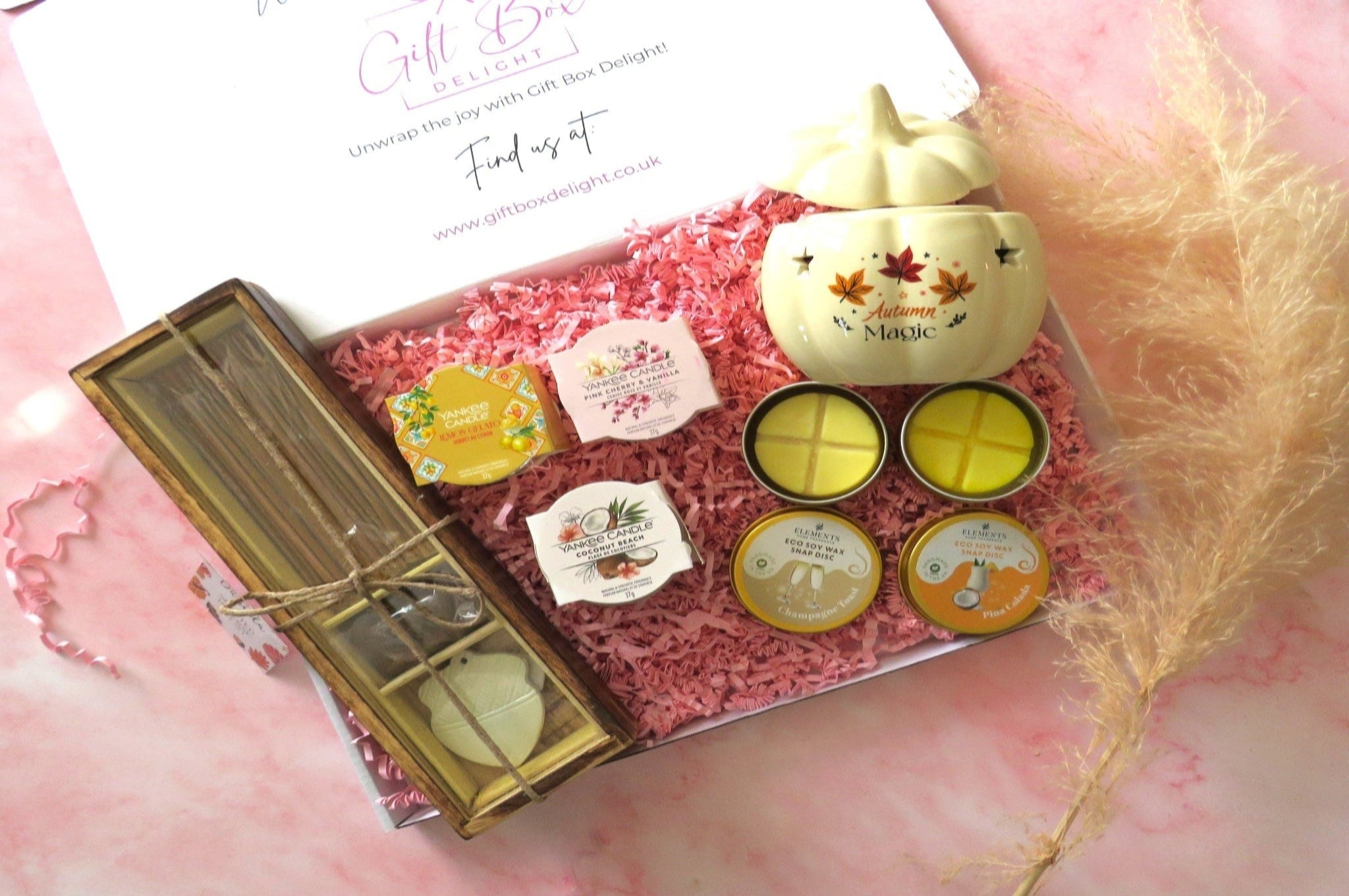 Gift set with Yankee candles, soy wax melts, pumpkin shaped burner & sweet vanilla incense set.